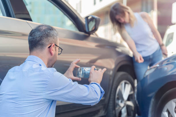 Professional Commercial Auto Insurance technician working in SeaTac, WA